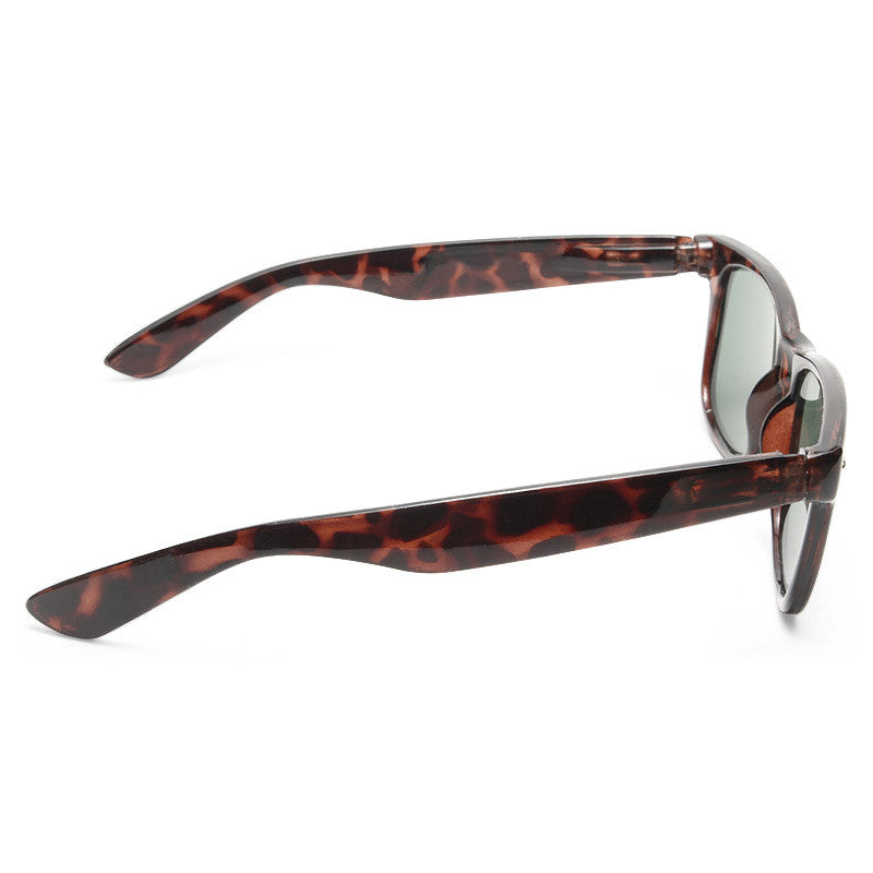 Houston Medium Solid Horn Rimmed Sunglasses