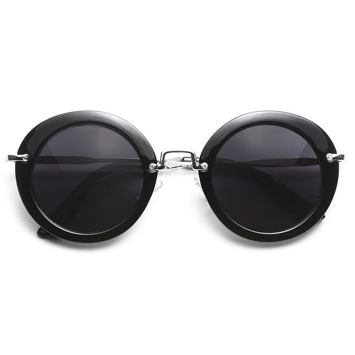 Elizabeth Thick Frame Round Sunglasses