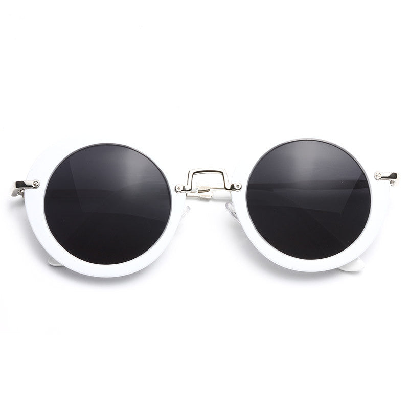 Elizabeth Thick Frame Round Sunglasses